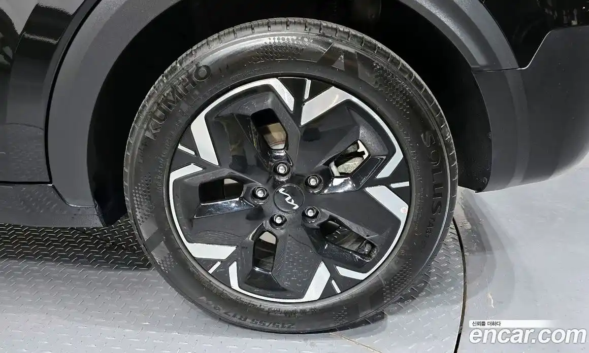 Kia Niro 2023 0.2 автомат (гидро), фото 6
