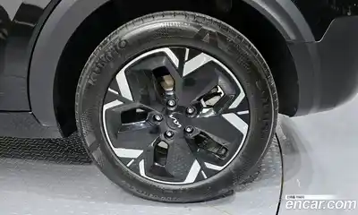 Kia Niro 2023 0.2 автомат (гидро), миниатюра 6