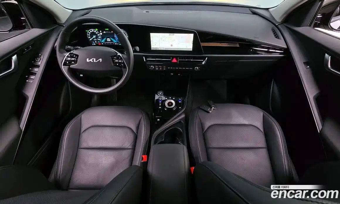 Kia Niro 2023 0.2 автомат (гидро), фото 9