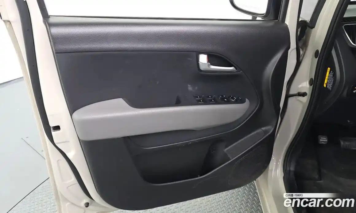 Kia Ray 2020 1.0 автомат (гидро), фото 14