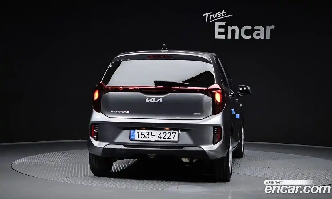 Kia Morning 2023 1.0 автомат (гидро), фото 4
