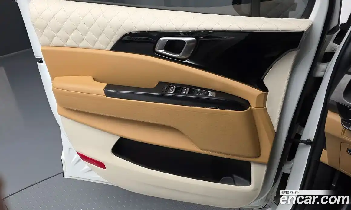 Kia Carnival 2023 3.5 автомат (гидро), фото 15