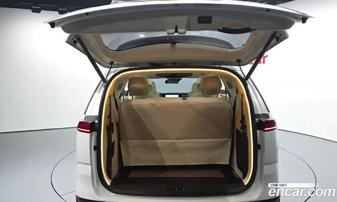 Kia Carnival 2023 3.5 автомат (гидро), фото 26