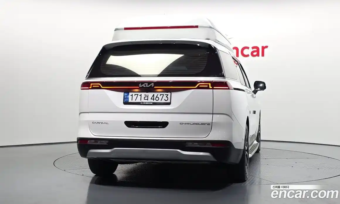 Kia Carnival 2023 3.5 автомат (гидро), фото 4