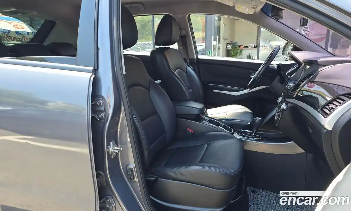 SsangYong Korando 2017 2.2 автомат (гидро), фото 11