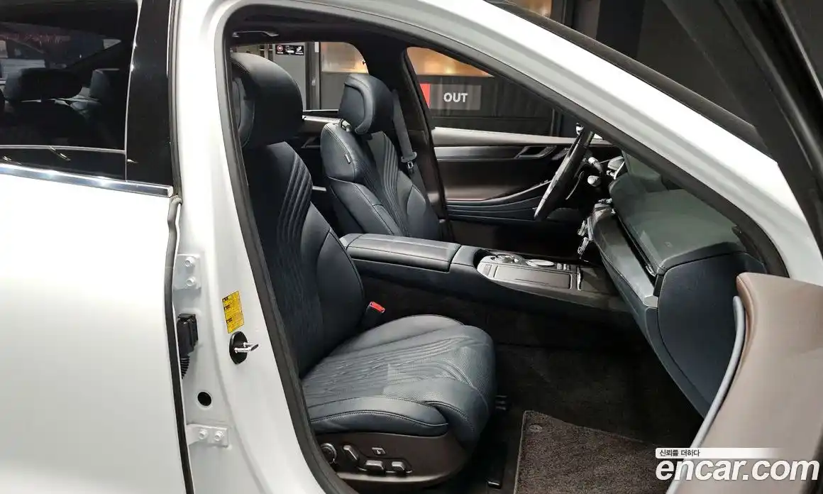 Genesis G80 2022 2.5 автомат (гидро), фото 18