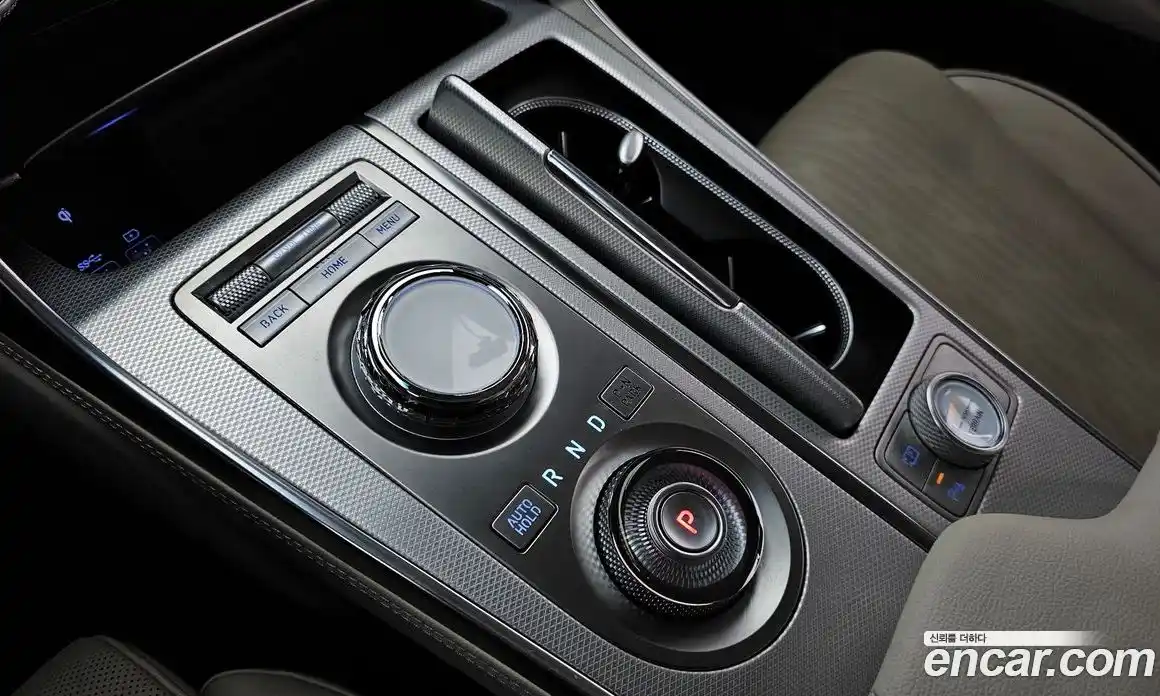 Genesis GV80 2023 3.0 автомат (гидро), фото 12