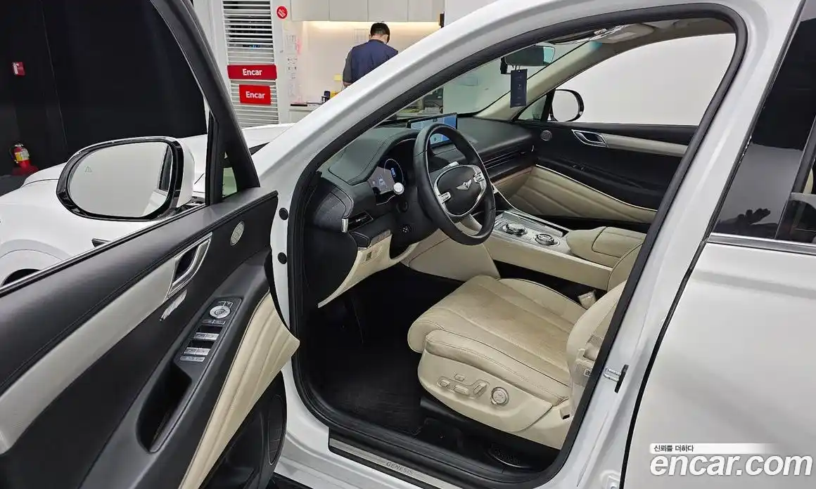 Genesis GV80 2023 3.0 автомат (гидро), фото 13