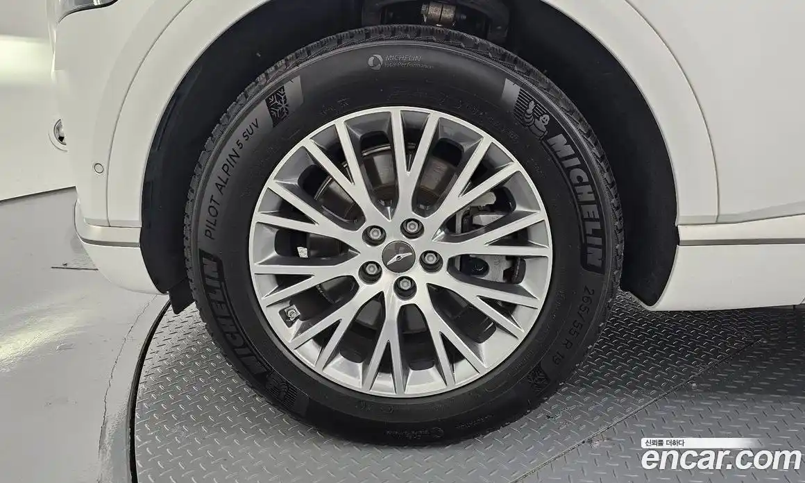 Genesis GV80 2023 3.0 автомат (гидро), фото 5