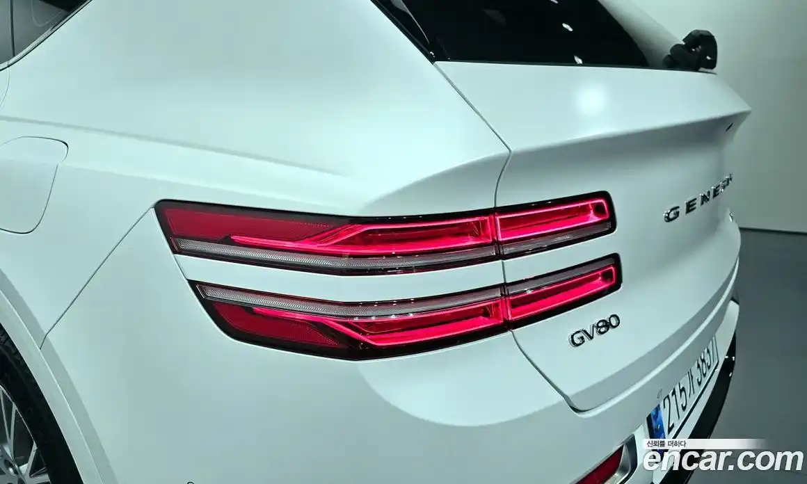 Genesis GV80 2023 3.0 автомат (гидро), фото 9