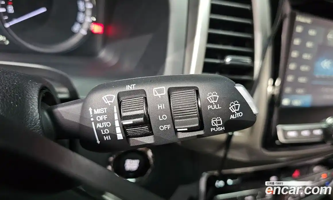 SsangYong Rexton 2017 2.2 автомат (гидро), фото 17
