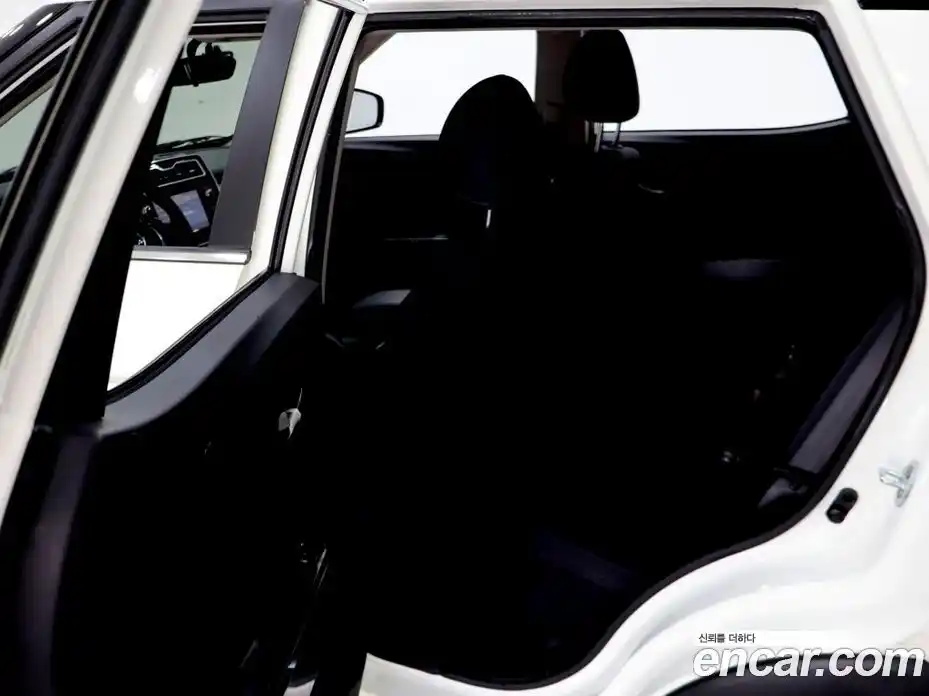 SsangYong TIBOLI 2022 1.5 автомат (гидро), фото 10