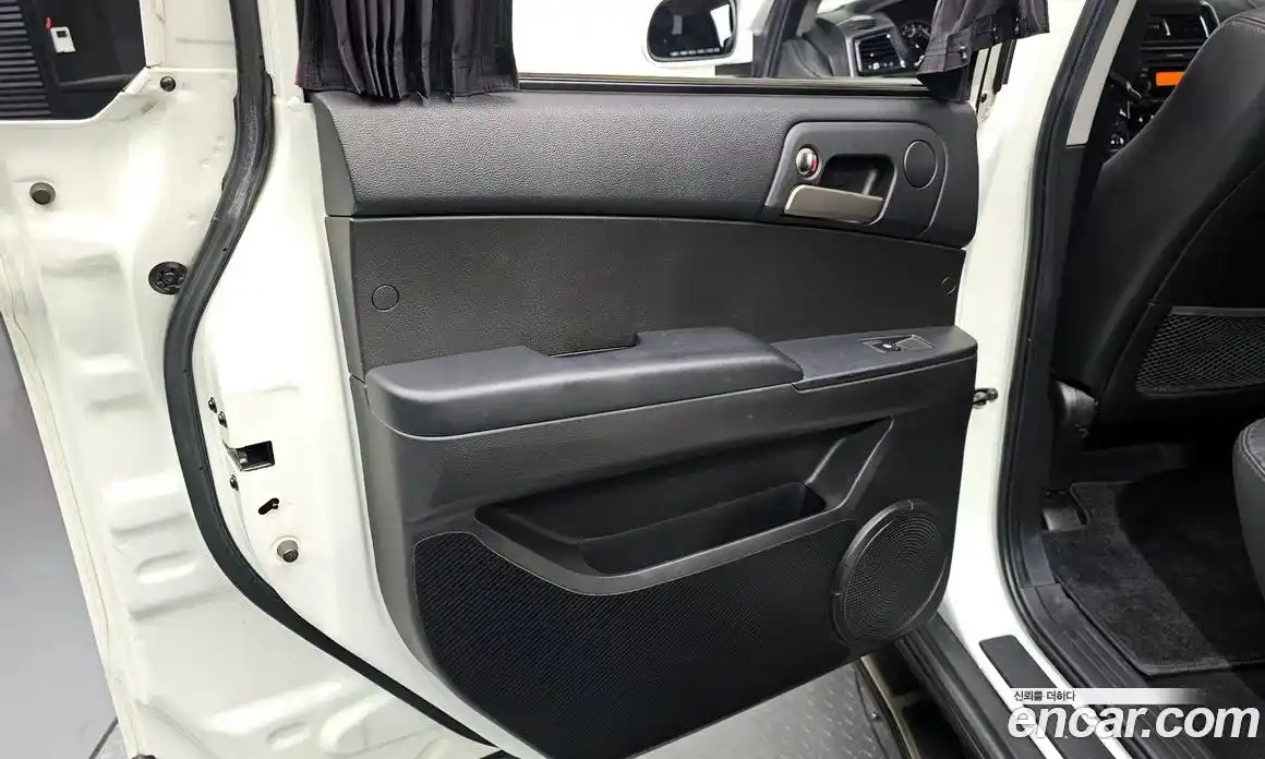 SsangYong Korando 2016 2.2 автомат (гидро), фото 15