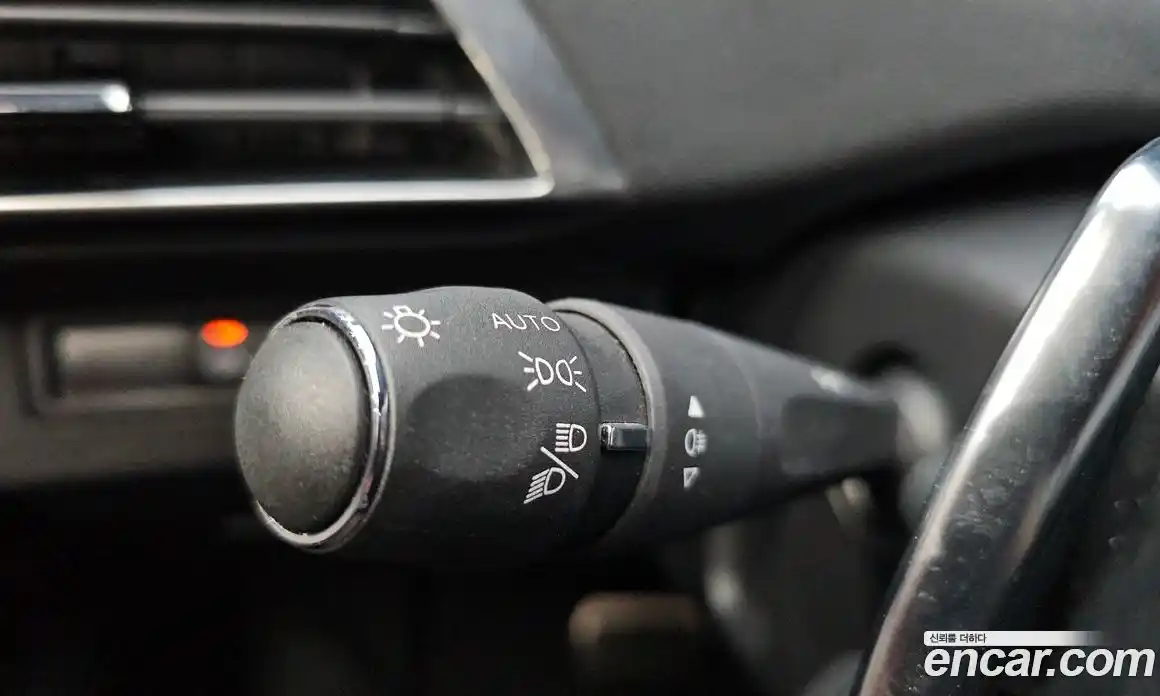 Peugeot 3008 2022 1.2 автомат (гидро), фото 27