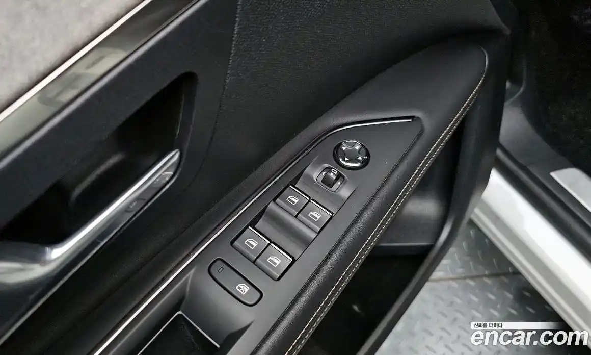 Peugeot 3008 2022 1.2 автомат (гидро), фото 31