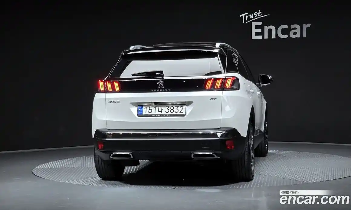 Peugeot 3008 2022 1.2 автомат (гидро), фото 4