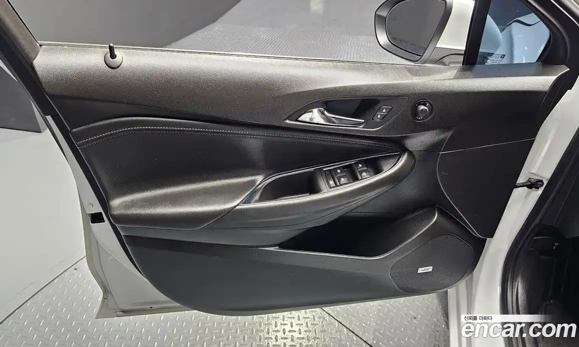 Chevrolet Cruze 2017 1.4 автомат (гидро), фото 14