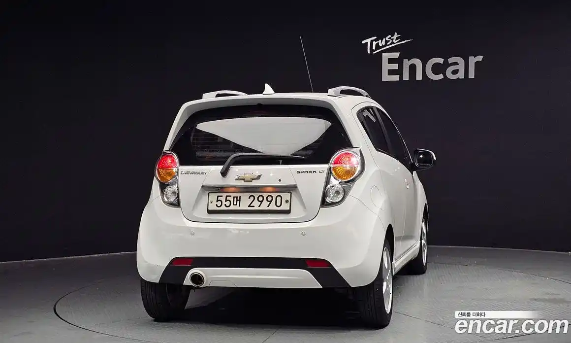 Chevrolet Spark 2011 1.0 автомат (гидро), фото 4