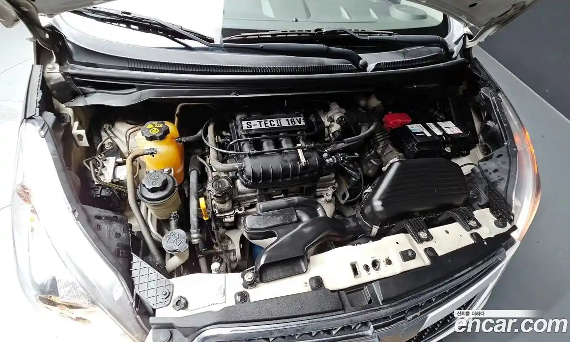Chevrolet Spark 2011 1.0 автомат (гидро), фото 6