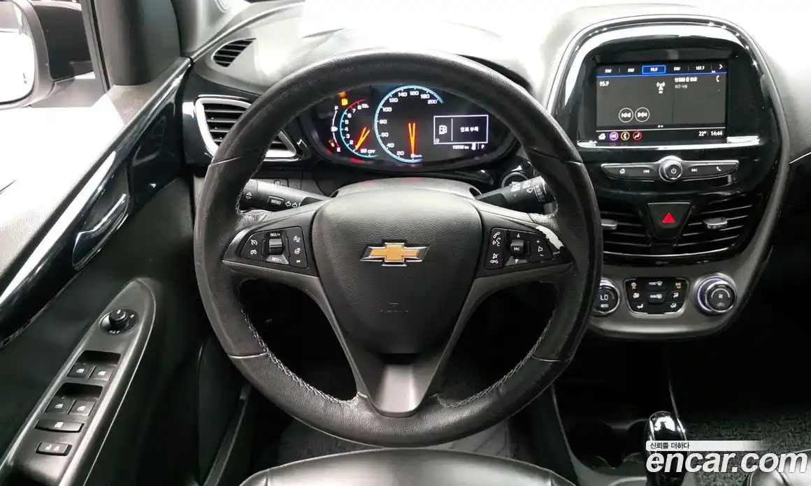Chevrolet Spark 2019 1.0 автомат (гидро), фото 19