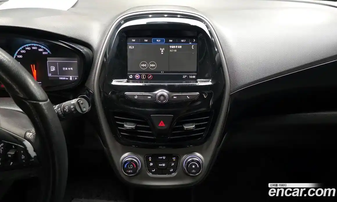 Chevrolet Spark 2019 1.0 автомат (гидро), фото 21