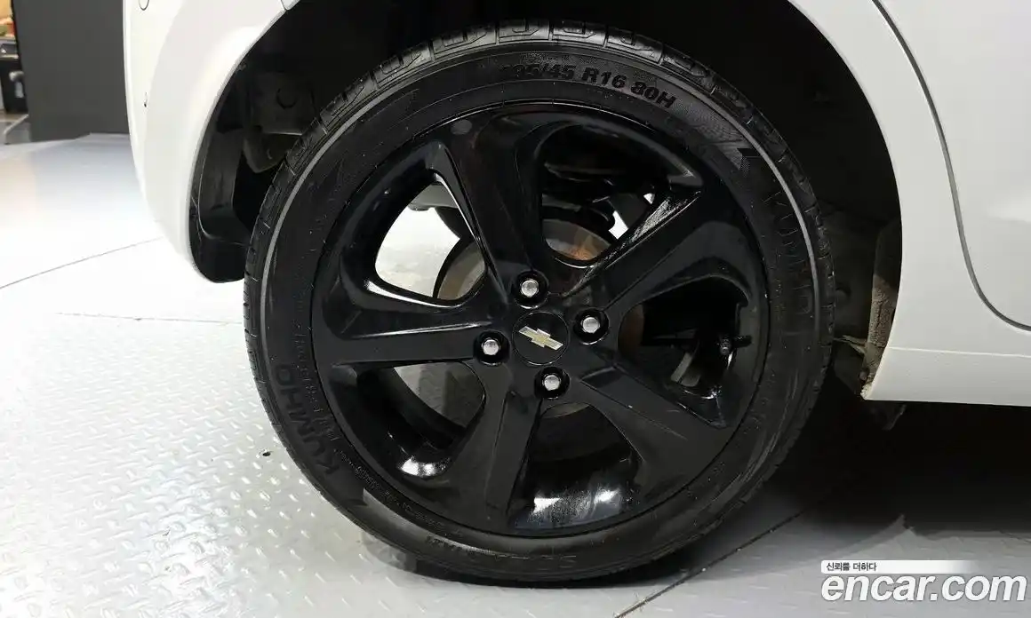 Chevrolet Spark 2019 1.0 автомат (гидро), фото 34