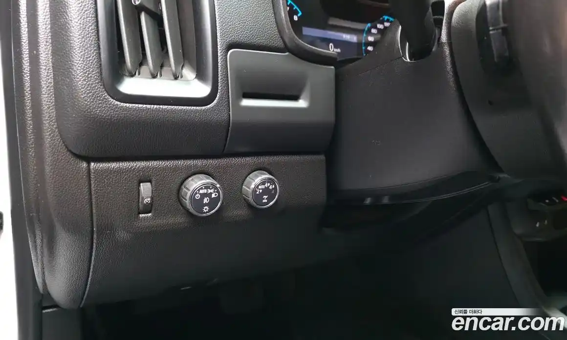 Chevrolet Colorado 2019 3.6 автомат (гидро), фото 24