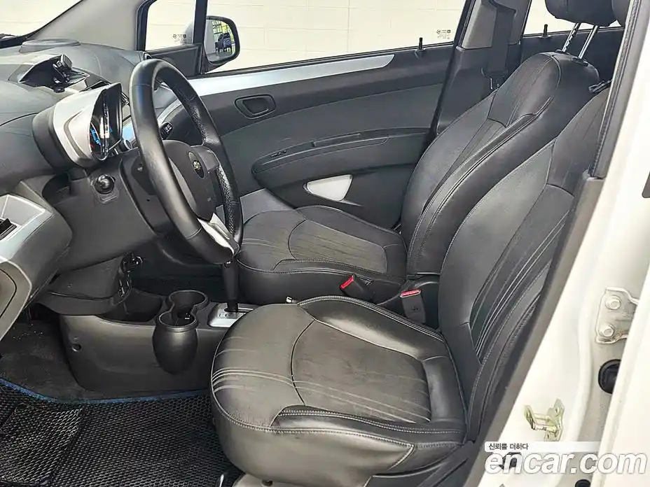 Chevrolet Spark 2013 1.0 автомат (гидро), фото 12