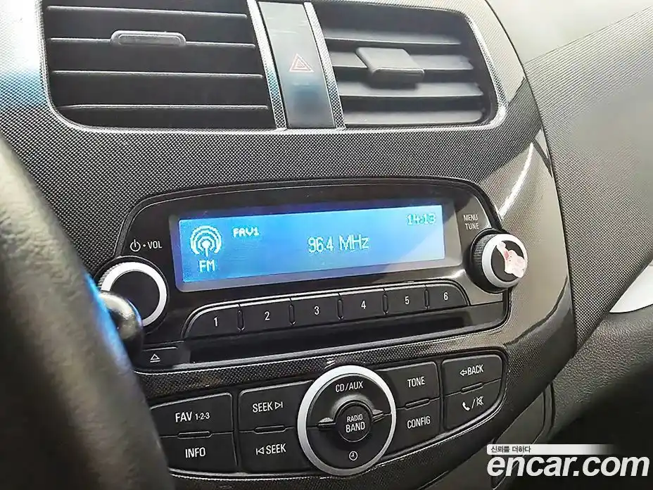 Chevrolet Spark 2013 1.0 автомат (гидро), фото 14