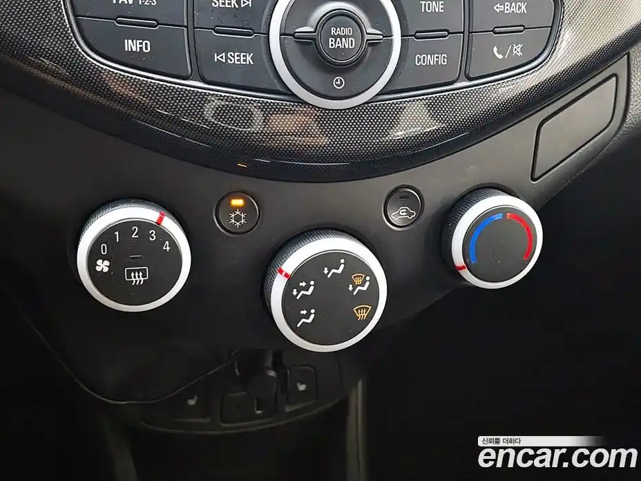 Chevrolet Spark 2013 1.0 автомат (гидро), фото 15