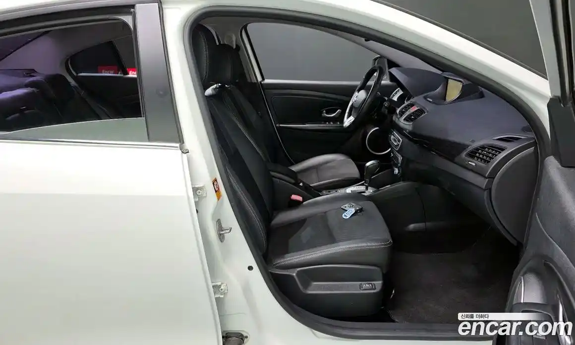 Renault SM3 2015 1.6 гидро, фото 16