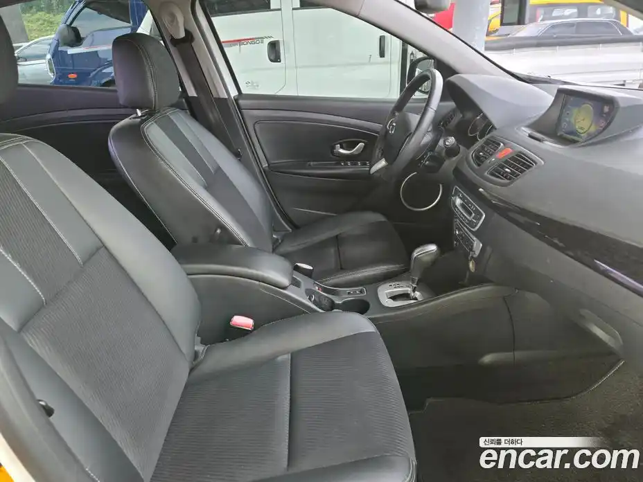 Renault SM3 2015 1.6 гидро, фото 34