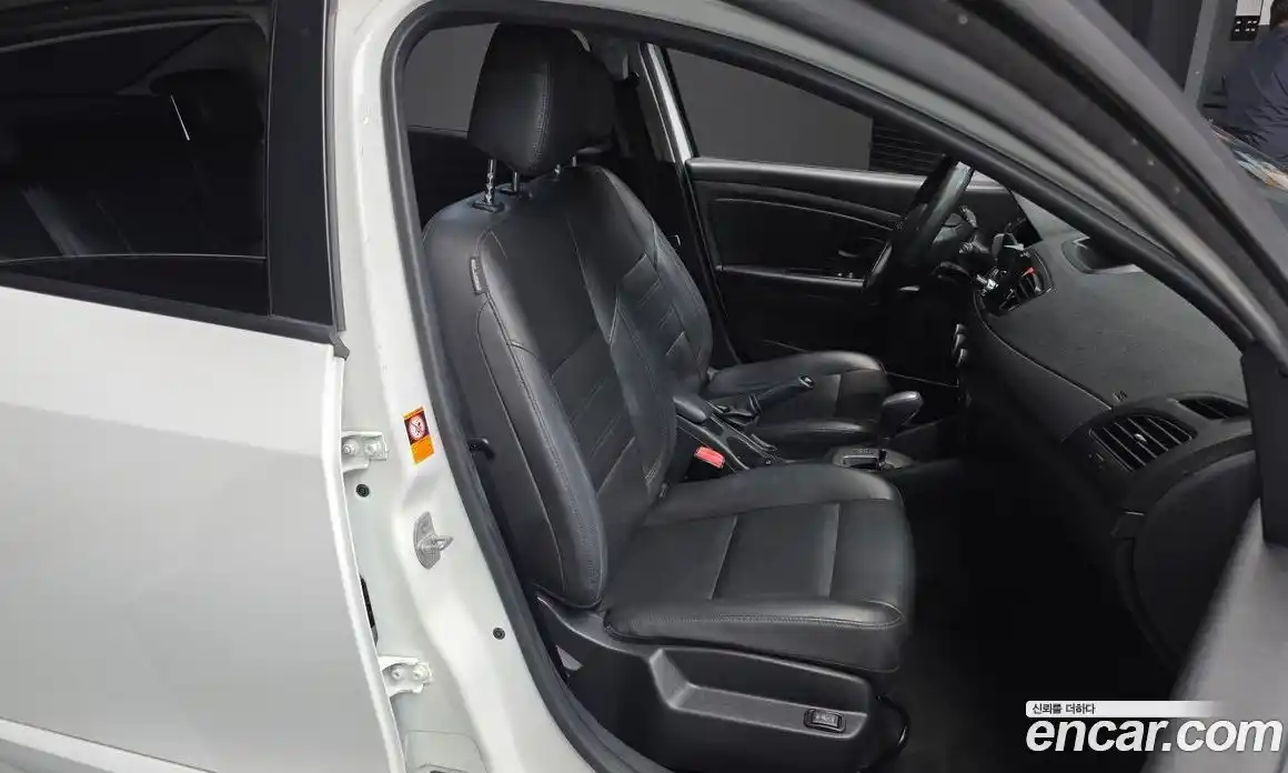 Renault SM3 2018 1.6 гидро, фото 18