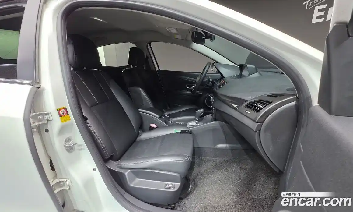 Renault SM3 2014 1.6 гидро, фото 10