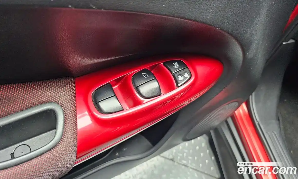 Nissan Juke 2017 1.6 гидро, фото 19