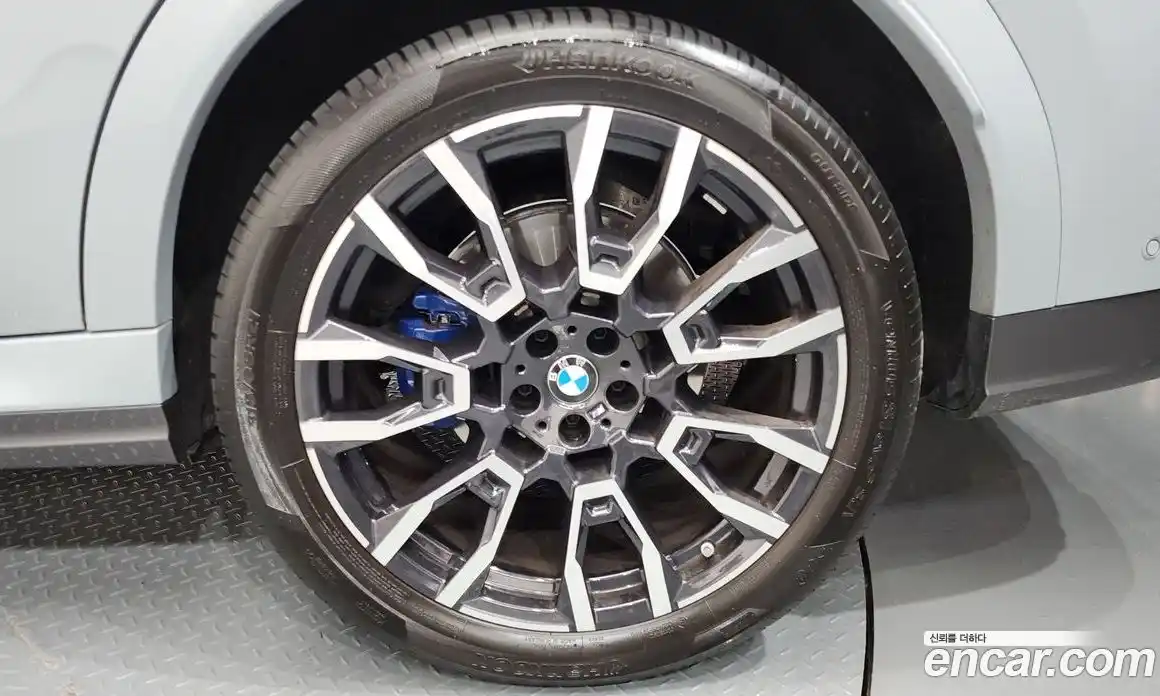 BMW X6 2024 3.0 автомат (гидро), фото 7