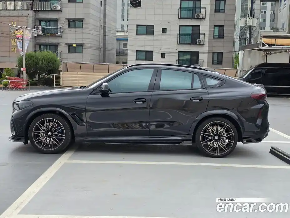 BMW X6M 2023 4.4 автомат (гидро), фото 5