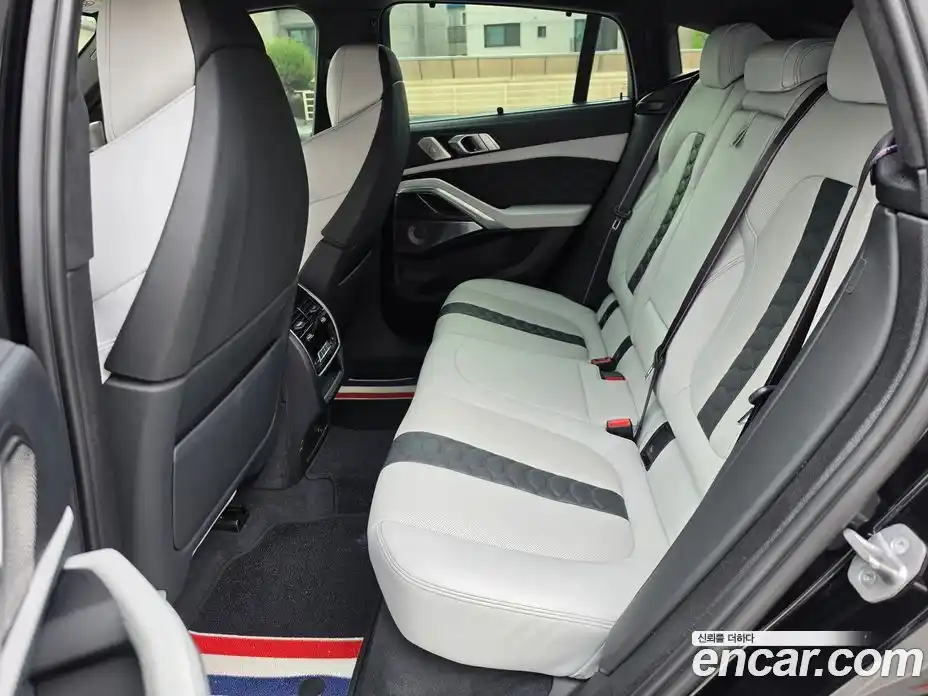BMW X6M 2023 4.4 автомат (гидро), фото 7