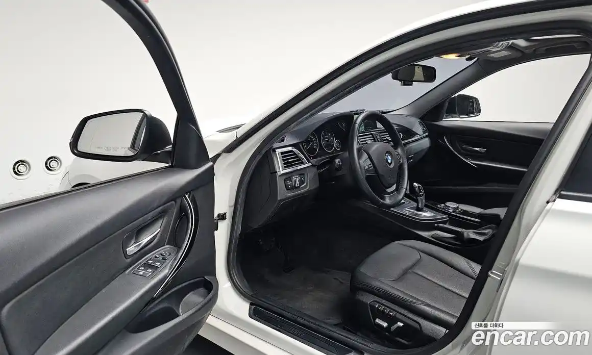 BMW 3 серия 2016 2.0 автомат (гидро), фото 13