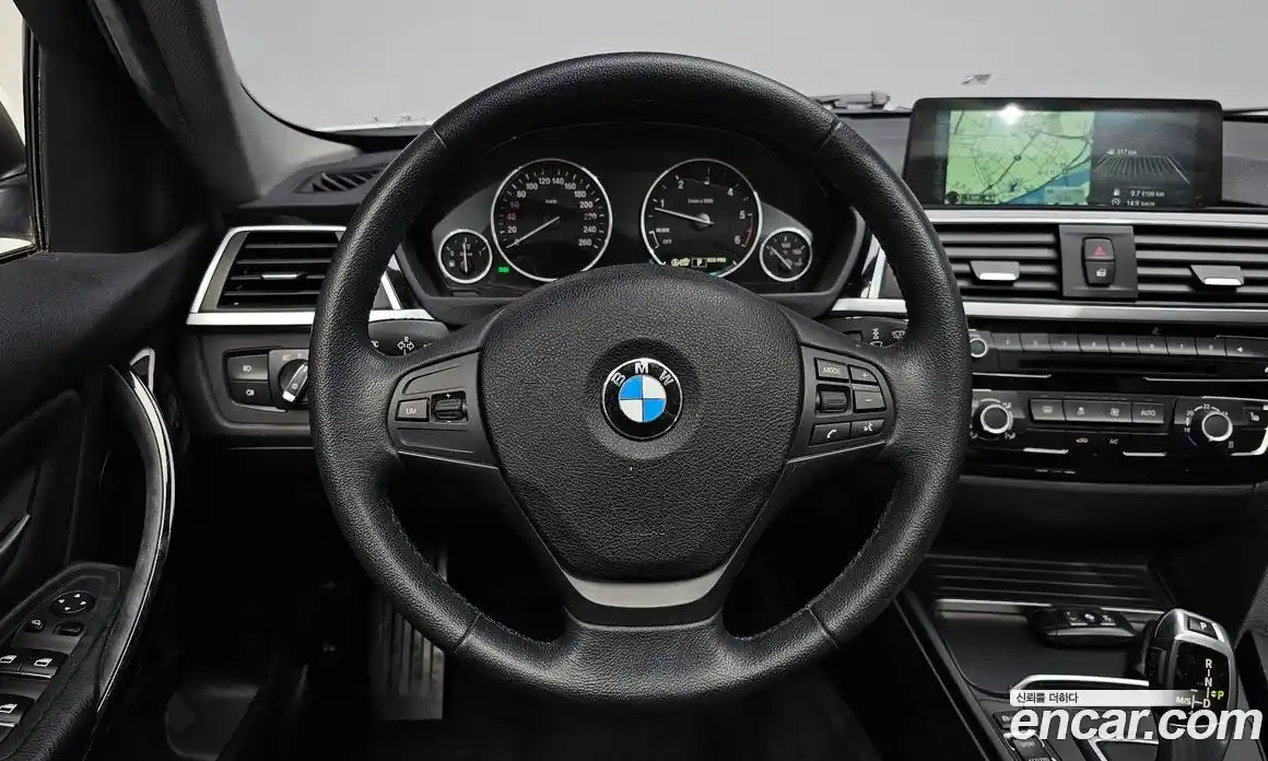 BMW 3 серия 2016 2.0 автомат (гидро), фото 19