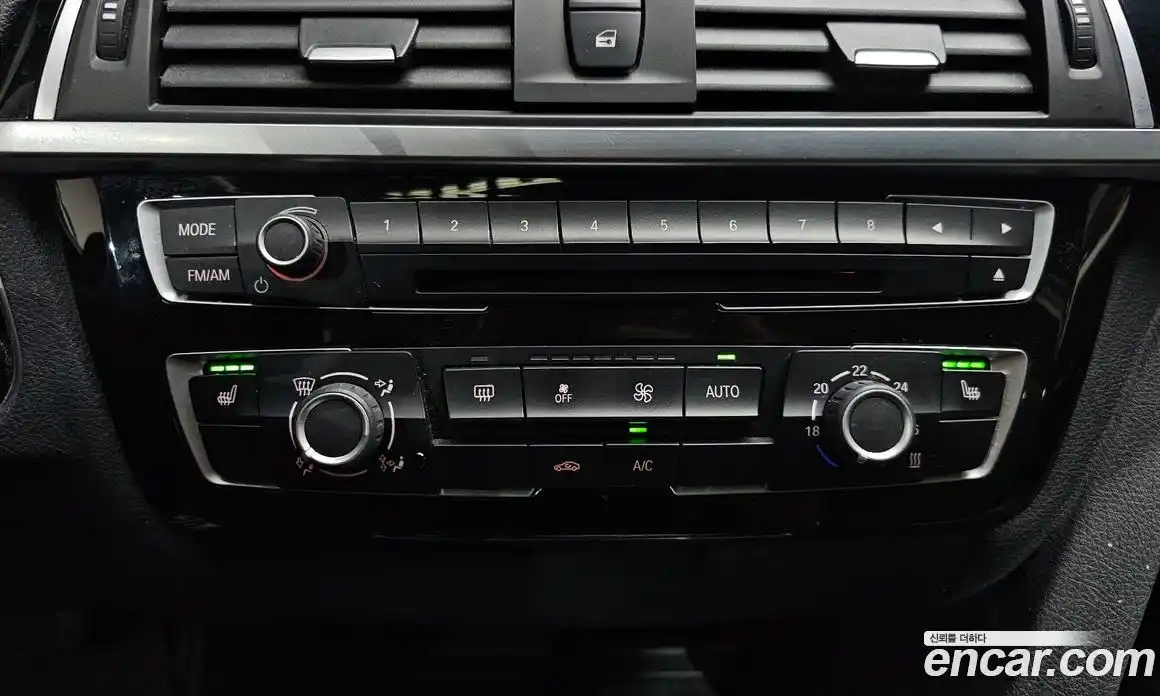 BMW 3 серия 2016 2.0 автомат (гидро), фото 26