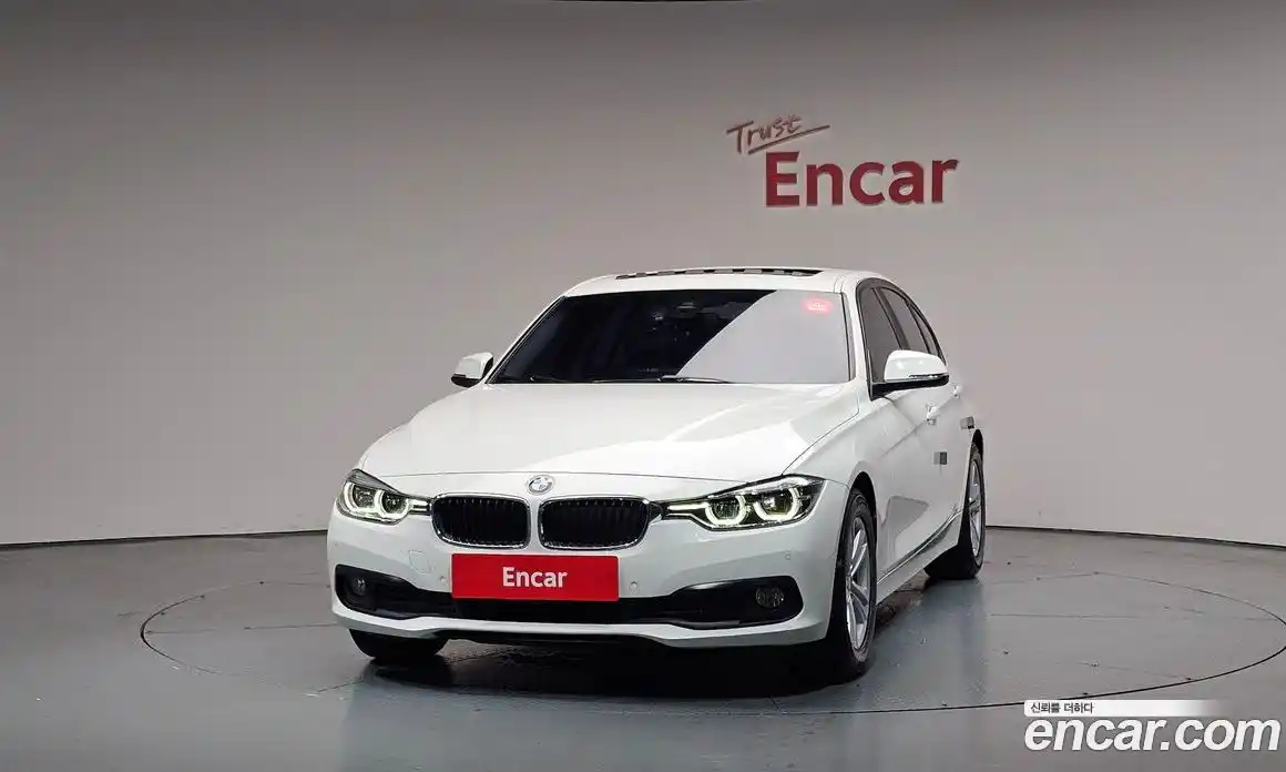 BMW 3 серия 2016 2.0 автомат (гидро), фото 3
