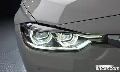 BMW 3 серия 2016 2.0 автомат (гидро), миниатюра 8