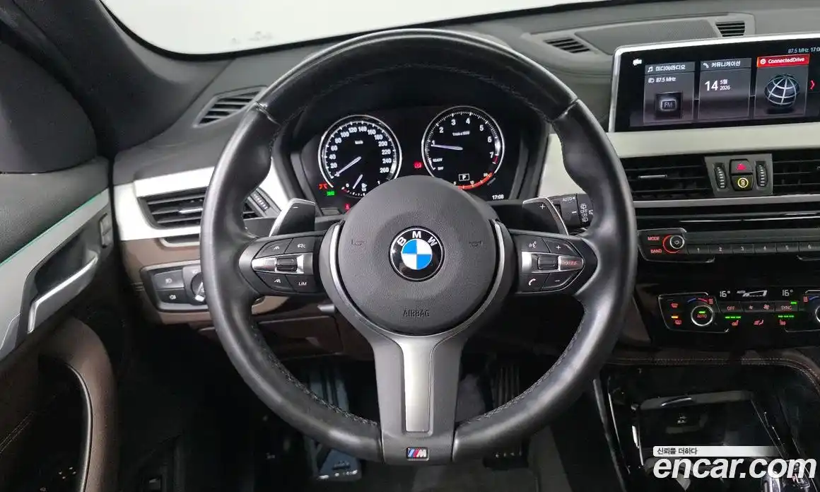 BMW X1 2022 2.0 автомат (гидро), фото 20