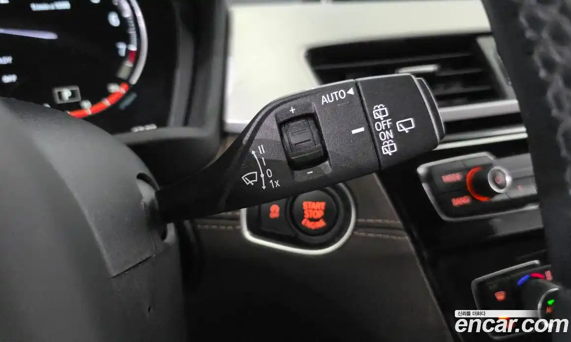 BMW X1 2022 2.0 автомат (гидро), фото 29