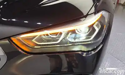 BMW X1 2022 2.0 автомат (гидро), миниатюра 8