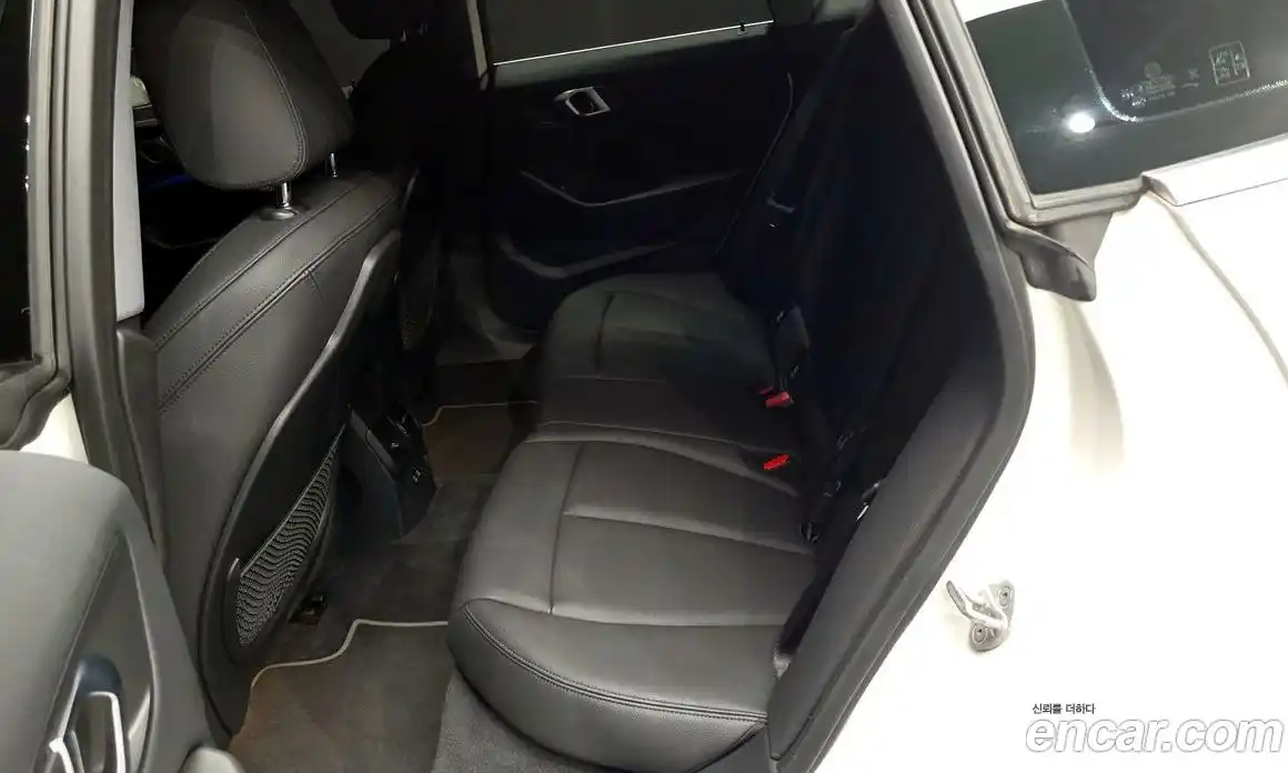 BMW 2 серия 2023 2.0 автомат (гидро), фото 18