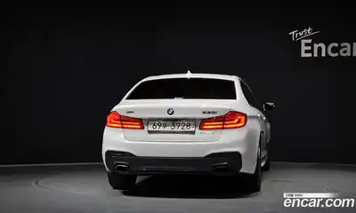 BMW 5 серия 2018 2.0 автомат (гидро), миниатюра 4