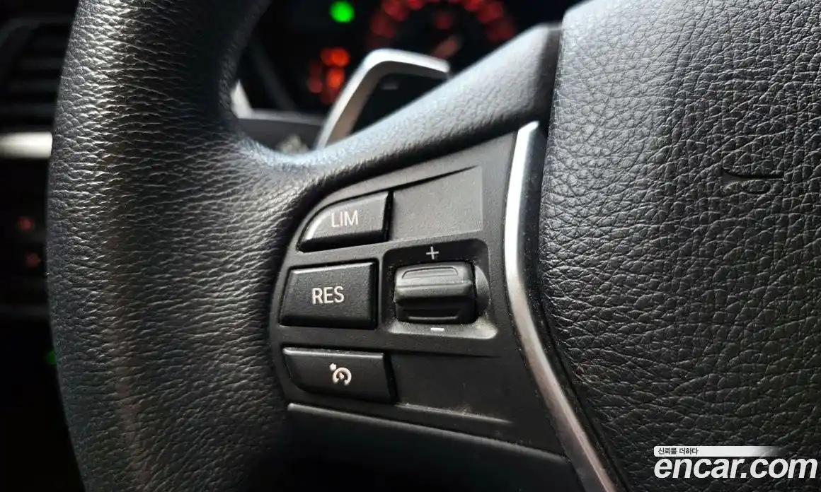 BMW 3 серия 2018 2.0 автомат (гидро), фото 29