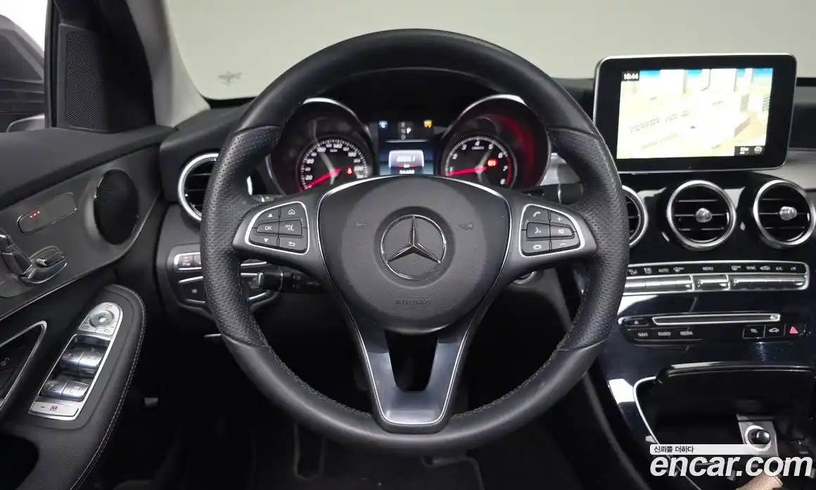 Mercedes-Benz C-Class 2017 2.0 автомат (гидро), фото 20 Mercedes-Benz C-Class 2017 2.0 автомат (гидро), фото 20